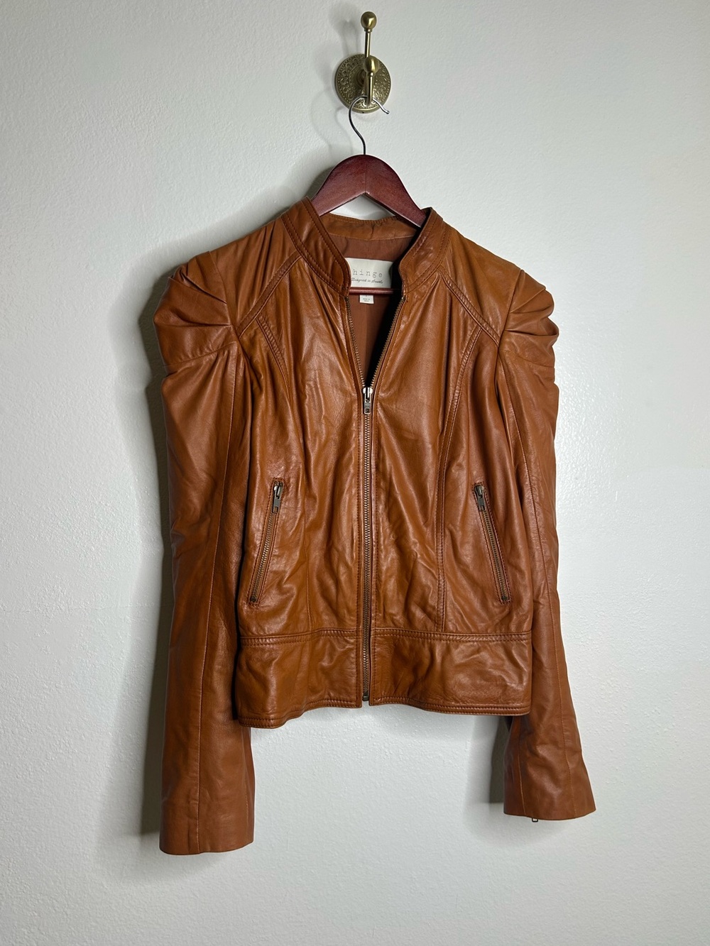 Hinge 100% Leather Tan Ruched Gathered Sleeve Zip up Leather Jacket Size 1